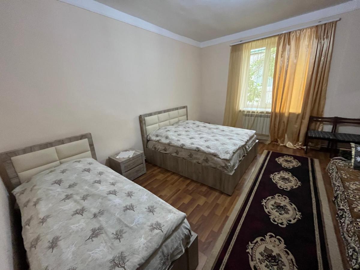 Bed and Breakfast Inexpensive House Ванадзор Екстер'єр фото